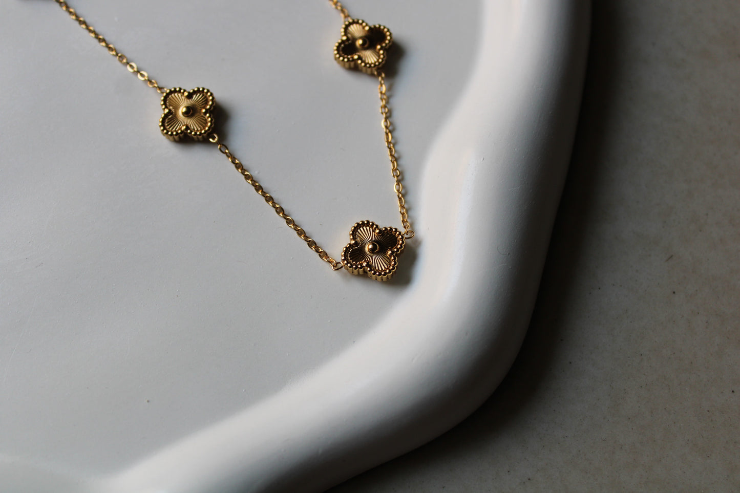 Felora Clover Stainless Steel Necklace