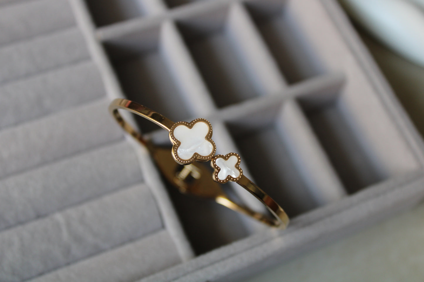 White Clover Stainless Steel Bracelet