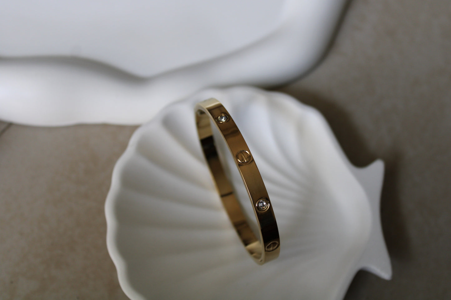 Classic Gold Love Band