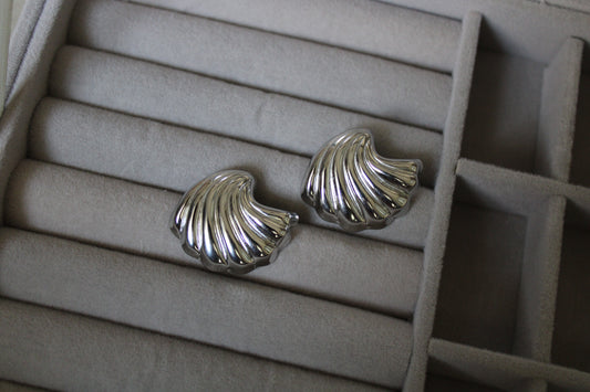 Concha Stainless Steel Studs