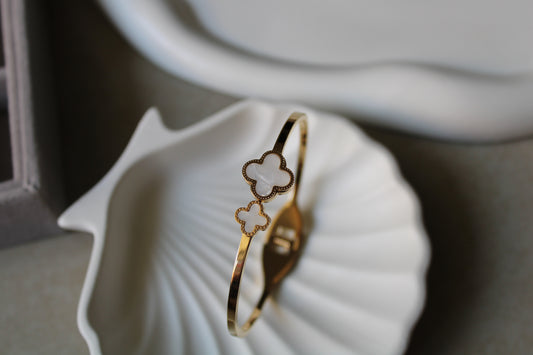 White Clover Stainless Steel Bracelet
