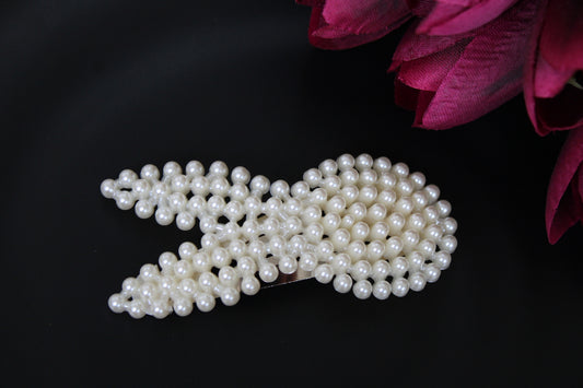 Statement Pearl Hair Clip